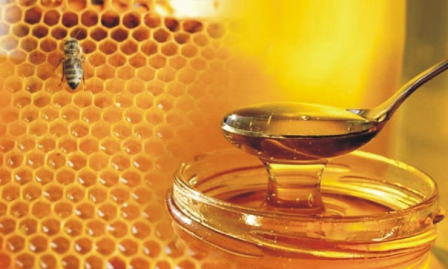 Έτσι θα καταλάβετε αν το μέλι είναι φυσικό ή νοθευμένο