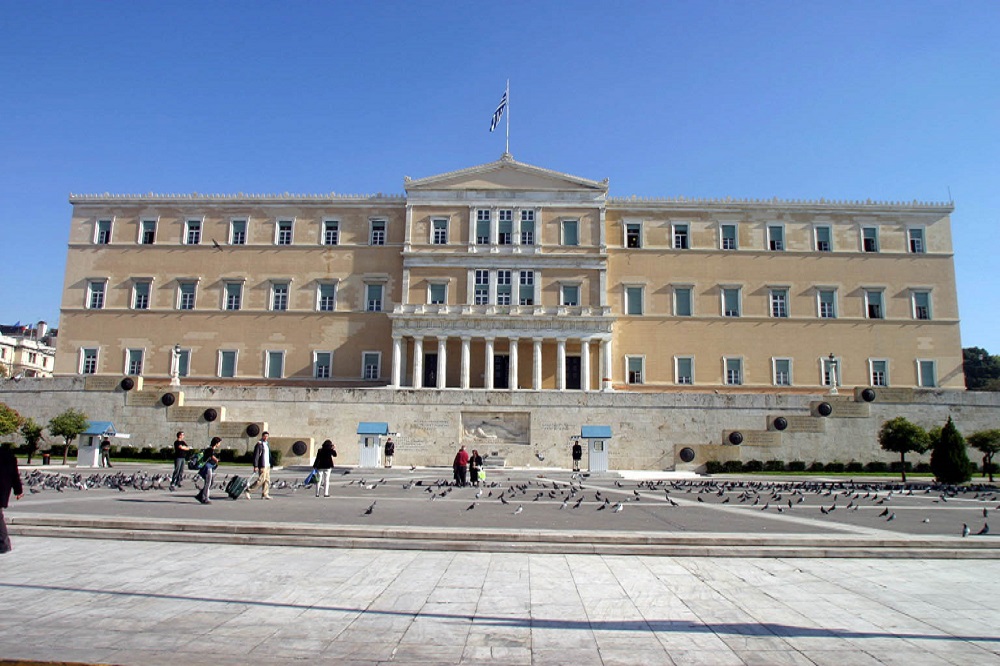 Βουλευτές του ΣΥΡΙΖΑ ζητούν εξηγήσεις από τον Ν. Κοτζιά για την απαντητική του επιστολή