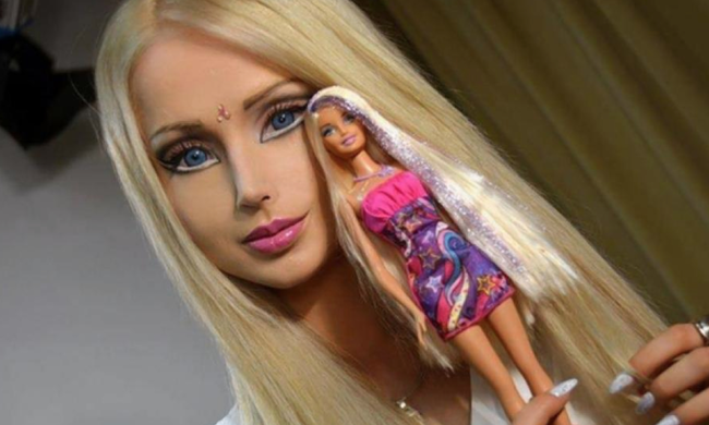 Η Ρωσίδα Barbie ζυγίζει μόνο 39 κιλά- Φόβοι για την ζωή της