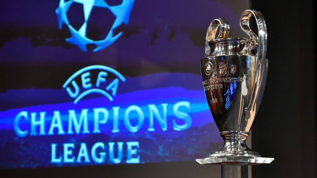 Βόμβα: Η UEFA εξετάζει να μεταφέρει το Champions League τα Σαββατοκύριακα