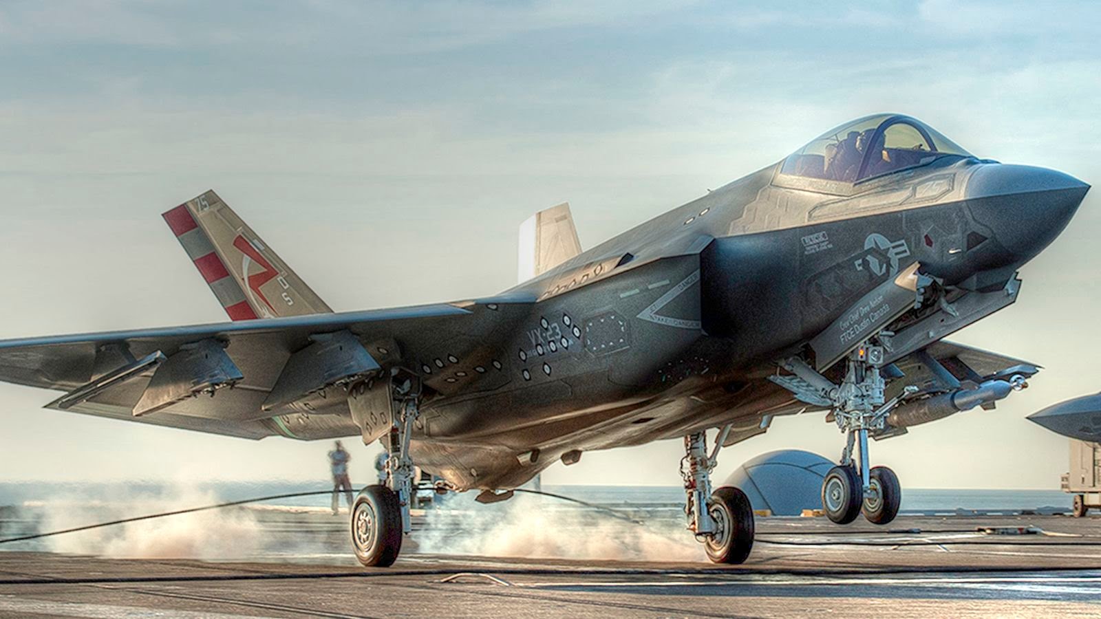 Αμερικανοί αναλυτές: «Οι ρωσικοί S-500 θα οδηγήσουν στην “απόσυρση” F-22, F-35 και Β-2»