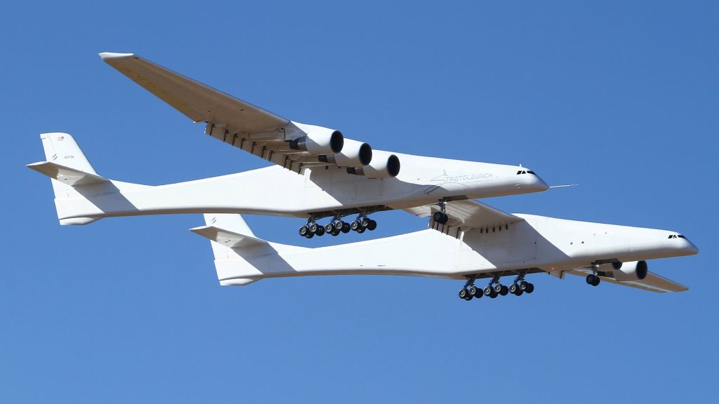 Stratolaunch: Δείτε εντυπωσιακό βίντεο από την δοκιμαστική πτήση που έκανε το «μεγαλύτερο αεροπλάνο στον κόσμο» (βίντεο)