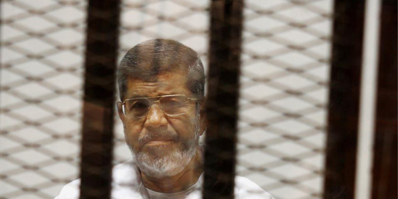 Πέθανε φυλακισμένος ο ισλαμιστής πρώην πρόεδρος της Αιγύπτου Μοχάμεντ Μόρσι!