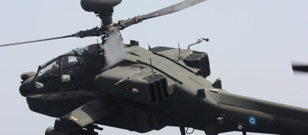 Βίντεο: AH-64 Apache vs Ka-52 Aligator – Σύγκρουση κορυφής στα επιθετικά ελικόπτερα