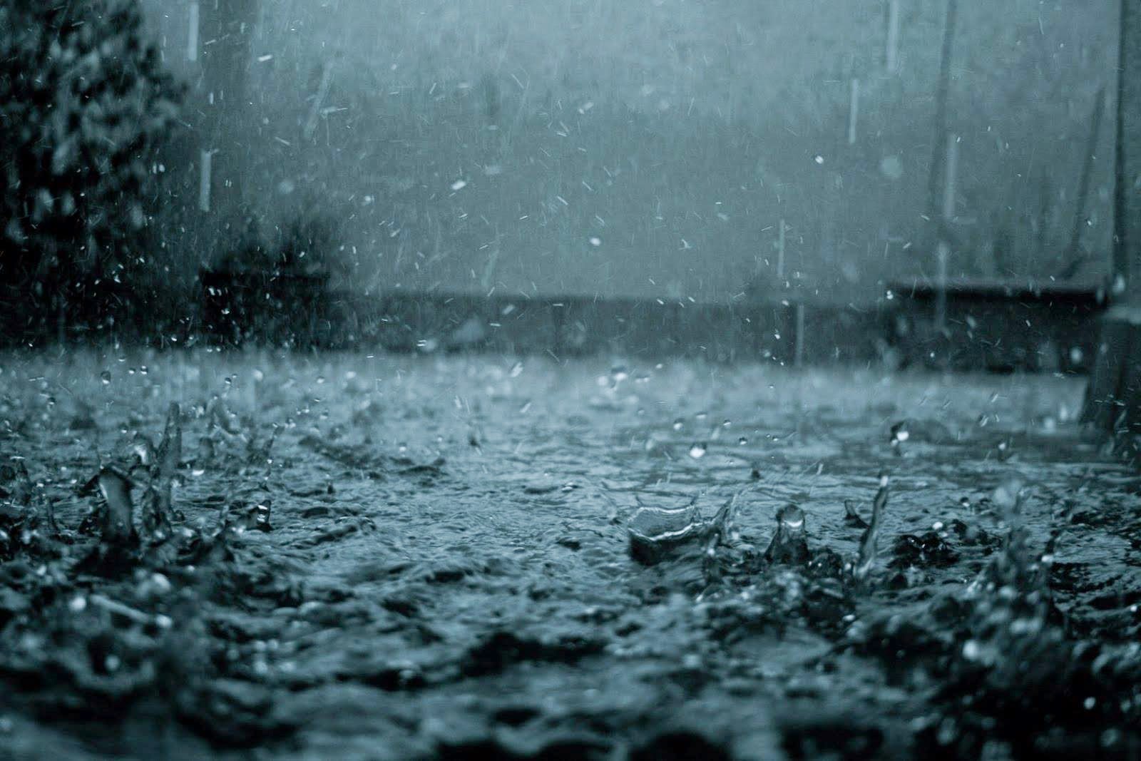 Ισχυρή βροχόπτωση στην Κόρινθο – Πλημμυρισμένοι δρόμοι-σπίτια & εγκλωβισμένα αυτοκίνητα