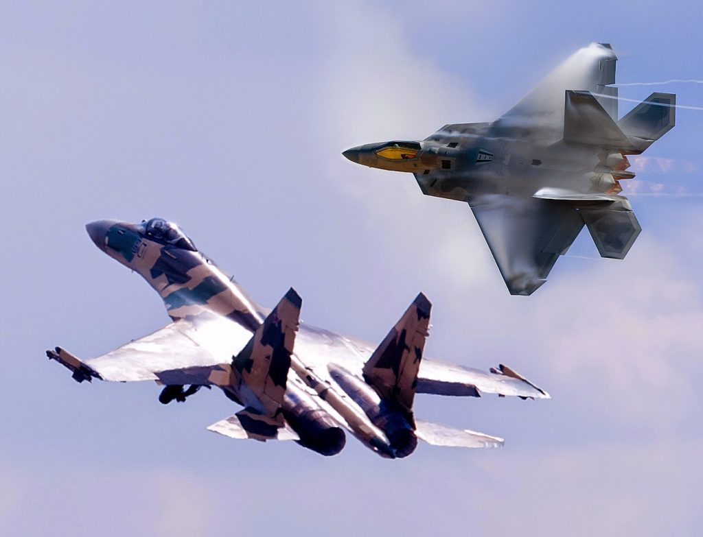 F-22A Raptor & Su-35S: Αψηφώντας του νόμους της βαρύτητας (βίντεο)