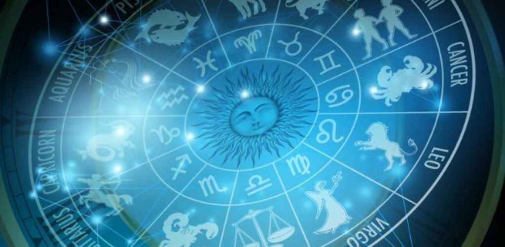 Αστρολογικές προβλέψεις για το Σαββατοκύριακο: Η Νέα Σελήνη ανανεώνει τις σχέσεις και είναι η στιγμή για νέα ξεκινήματα