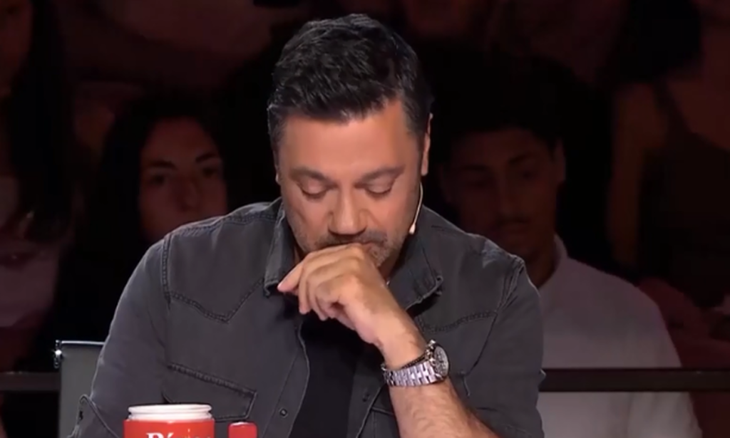 X Factor: Έξαλλος ο Γιώργος Θεοφάνους – «Είστε άμουσοι και ασχολείστε μόνο με τα views στο facebook» (βίντεο)