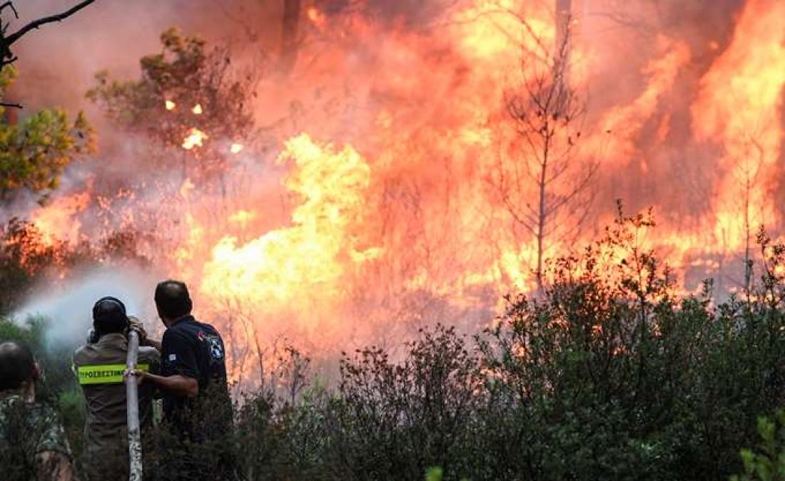 Σε ύφεση η μεγάλη φωτιά στην Αρκαδία