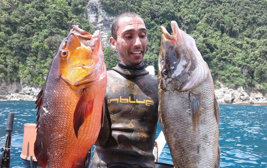 Χρήστος Σιμάτης: Ο Έλληνας ψαροντουφεκάς που κατέρριψε το παγκόσμιο ρεκόρ τσιπούρας (φώτο)