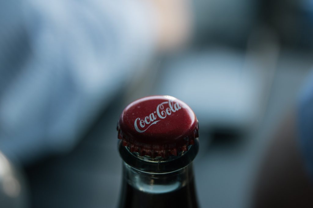 Έχετε αναρωτηθεί; – Γιατί η Coca Cola σε γυάλινο μπουκάλι έχει καλύτερη γεύση;