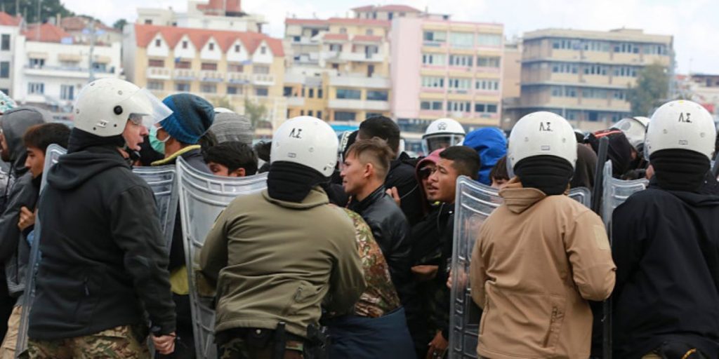 Υπέρ των κλειστών δομών αλλοδαπών η περιφέρεια του Νοτίου Αιγαίου