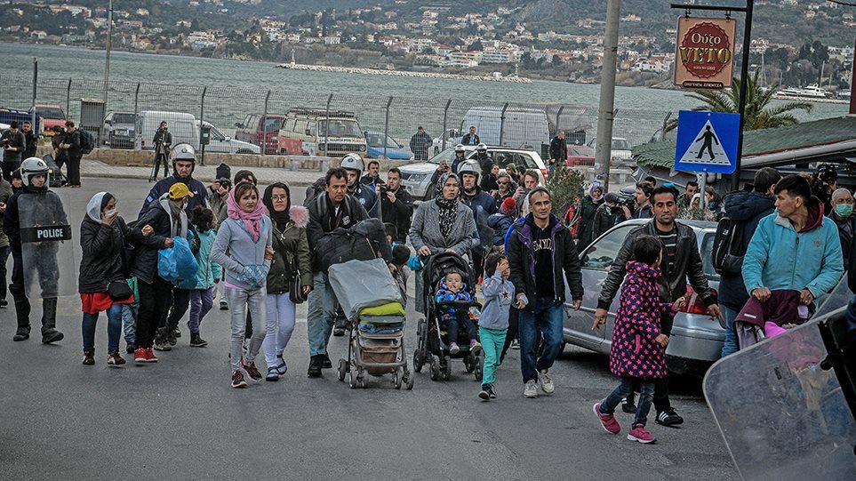 Το Βερολίνο θα φιλοξενήσει αλλοδαπούς από την Ελλάδα – Με απόφαση της Α.Μέρκελ