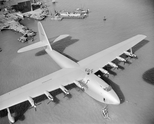 The Spruce Goose: Το μεγαλύτερο ξύλινο αεροπλάνο στην Ιστορία (φωτό)