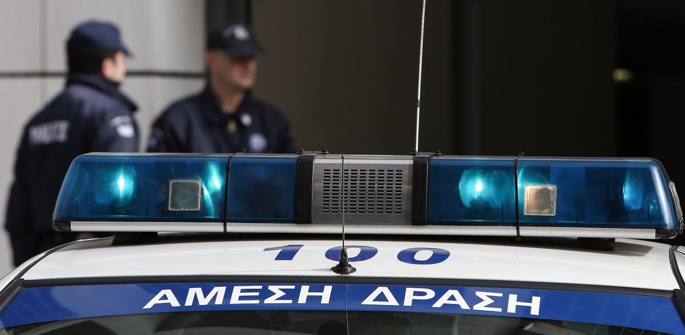 ΕΛ.ΑΣ: Χειροπέδες σε 44χρονο – Είχε στο σπίτι του «αρχαιολογικό θησαυρό» (φώτο-βίντεο)