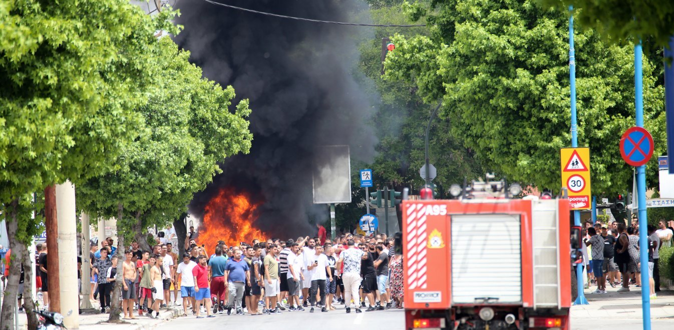 Λάρισα: «Κάποιοι υποκινούν τα επεισόδια στον οικισμό των Ρομά» υποστηρίζουν πηγές της ΕΛ.ΑΣ