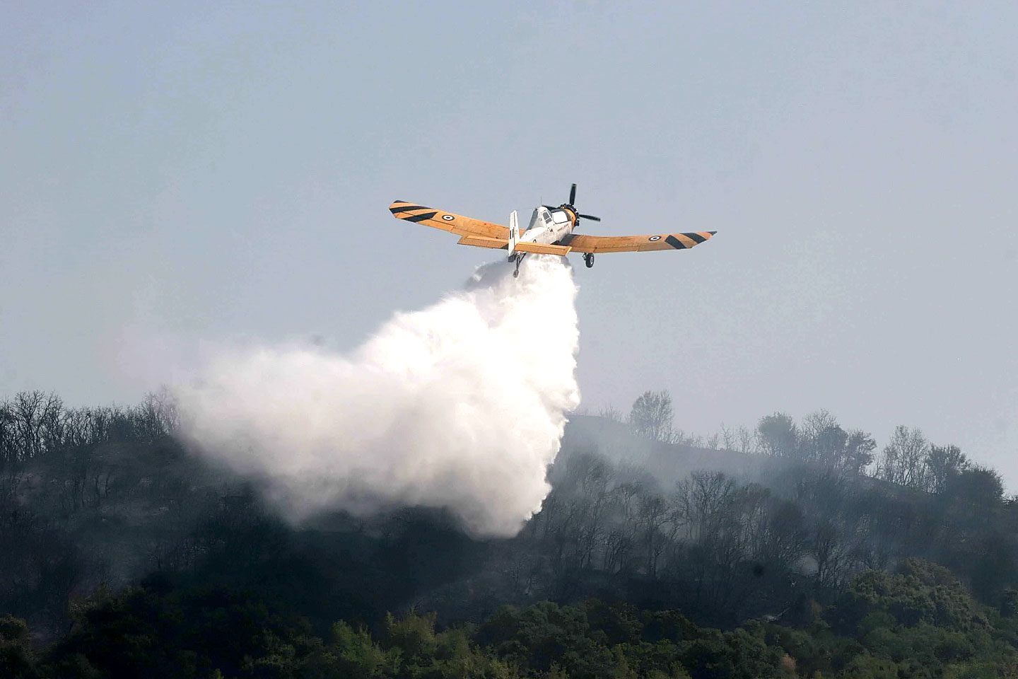 Υπό μερικό έλεγχο η πυρκαγιά στη Μυτιλήνη