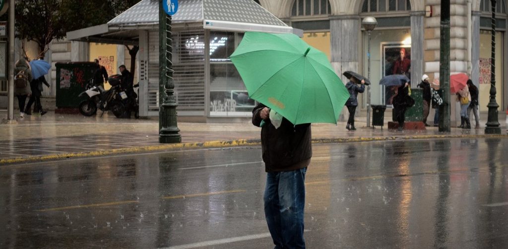 Καιρός: Συνεχίζονται και αύριο οι βροχές και το χαλάζι – Δείτε τους χάρτες