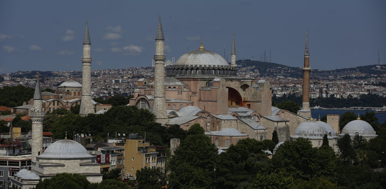 Διοικητικοί Δικαστές για Αγία Σοφία: «Η απόφαση αυτή παραβιάζει το διεθνές δίκαιο και συνιστά προσβολή»