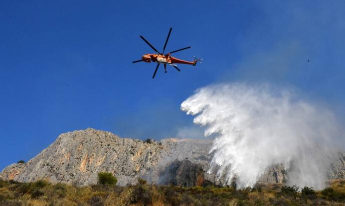 Υπό μερικό έλεγχο η πυρκαγιά στη Λέσβο