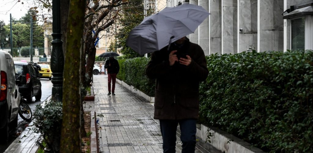 Αλλάζει το σκηνικό του καιρού αύριο – Που θα σημειωθούν βροχές και καταιγίδες