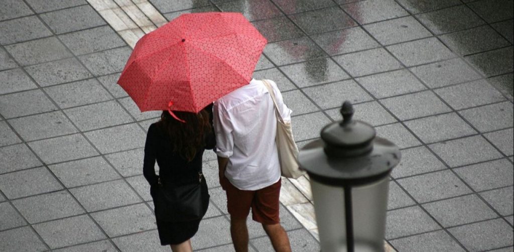 Άστατος σήμερα ο καιρός – Δείτε σε ποιες περιοχές θα χρειαστείτε ομπρέλα