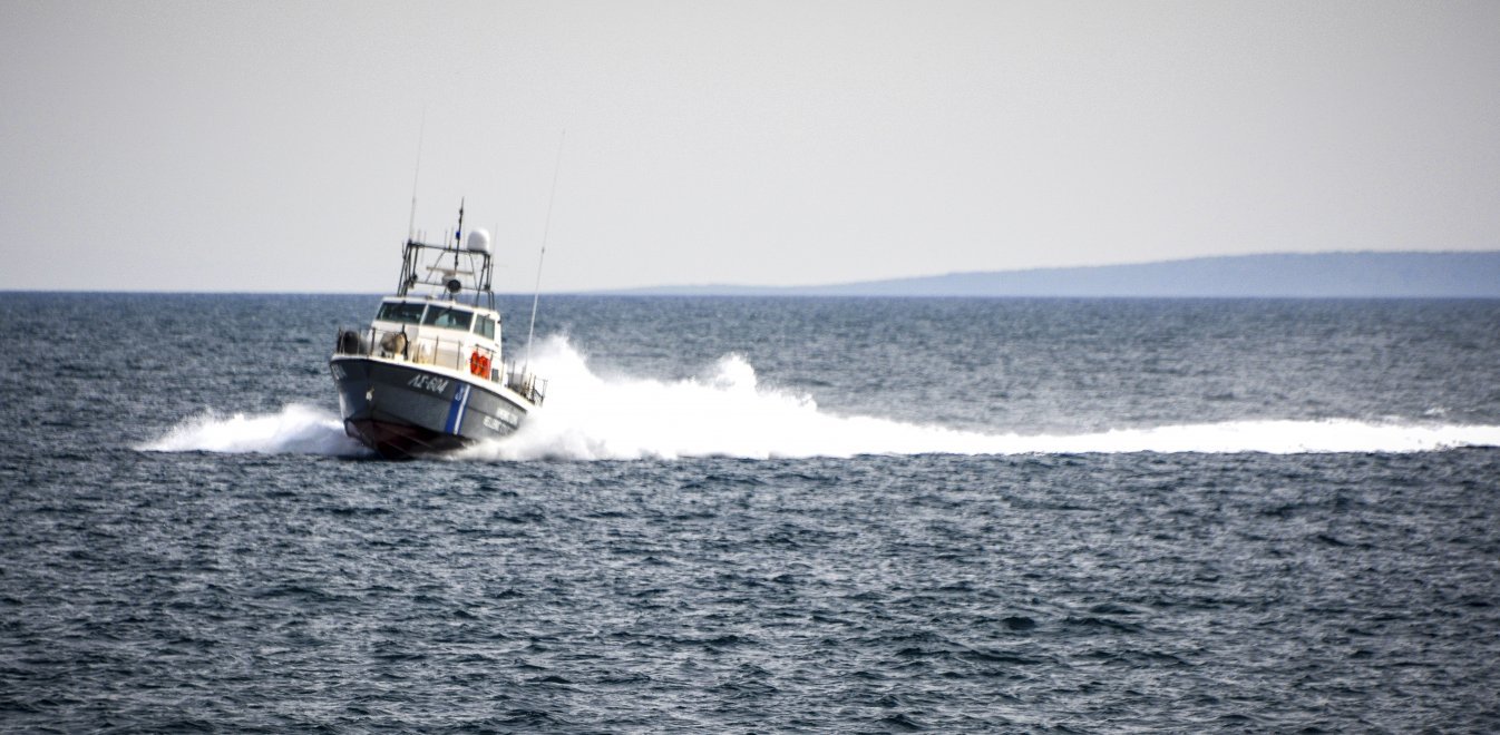 Εύβοια: Φωτιά σε ιδιωτικό σκάφος στη Λάμψακο