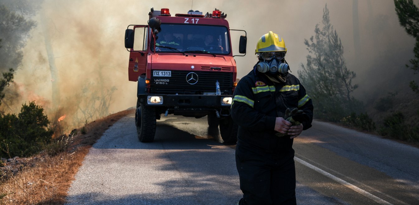 Συναγερμός στην Πυροσβεστική – Μεγάλη φωτιά στη Σητεία