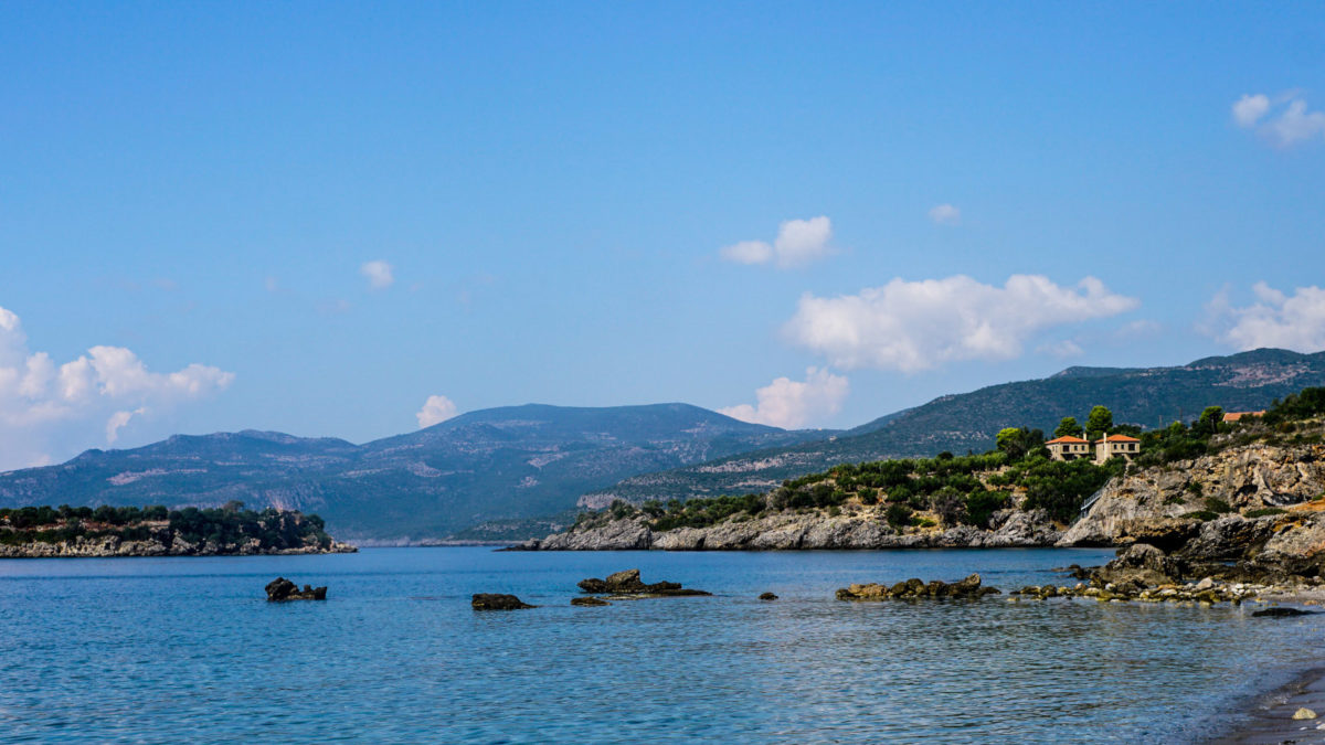 Αίθριος ο καιρός αύριο – Που θα σημειωθούν τοπικές βροχές