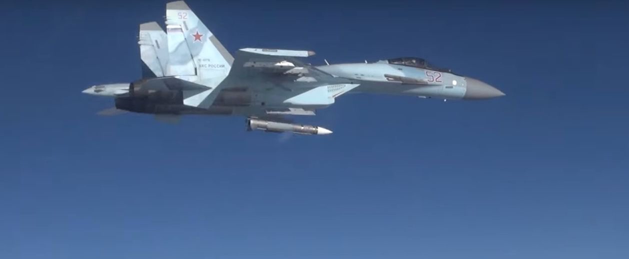 Βίντεο: Ο πιθανός αντίπαλος των Rafale στο Αιγαίο το Su-35S εκτόξευσε τον θηριώδη  R-37M
