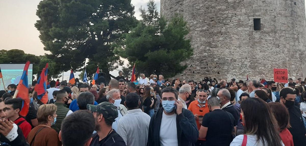 Κύπριοι και Αρμένιοι πραγματοποίησαν συγκεντρώσεις διαμαρτυρίας στο κέντρο της Θεσσαλονίκης (βίντεο)