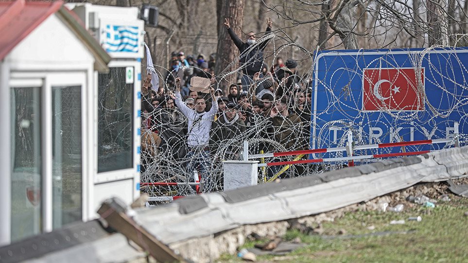 Ξεκίνησε η κατασκευή του νέου φράχτη στον Έβρο (φωτό)