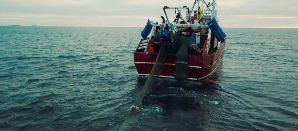 Η Τουρκία εισβάλει με αλιευτικά εντός των 6 ν.μ στην Λέσβο – Πολιορκεί Θάσο, Σαμοθράκη και θρακικές ακτές