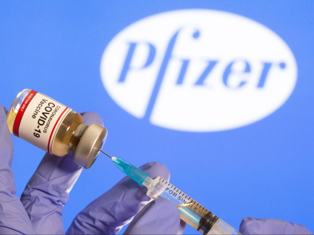 BioNTech: «Το εμβόλιο της Pfizer θα μπορούσε να εγκριθεί από τα μέσα Δεκεμβρίου»