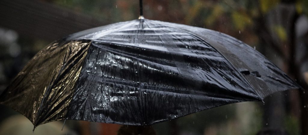 Κακοκαιρία και ισχυροί άνεμοι στο Αιγαίο – Χιόνια στα ορεινά της κεντρικής Ελλάδας