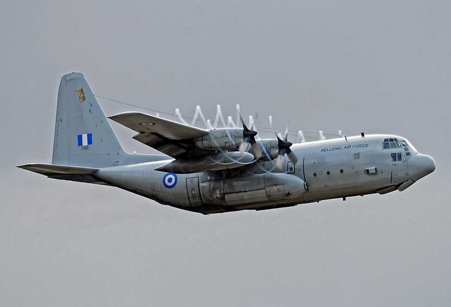 C-130H της ΠΑ πάνω από την Τουρκία με προορισμό την Αρμενία