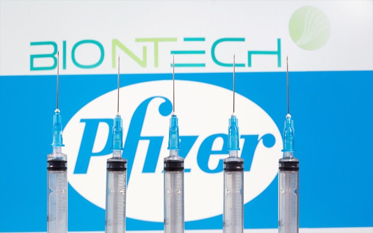 Κύπρος: Έφτασε η πρώτη παρτίδα εμβολίων των Pfizer / BionTech (φώτο-βίντεο)