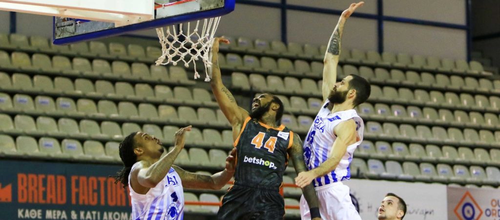 Basket League: Τεράστια νίκη για την Λάρισα με 85-81 και επική ανατροπή επί του Προμηθέα