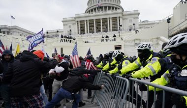 Ουάσινγκτον: Ο Εισαγγελέας ερευνά τις διώξεις της 6ης Ιανουαρίου 2021 κατά των διαμαρτυρόμενων Αμερικανών πολιτών