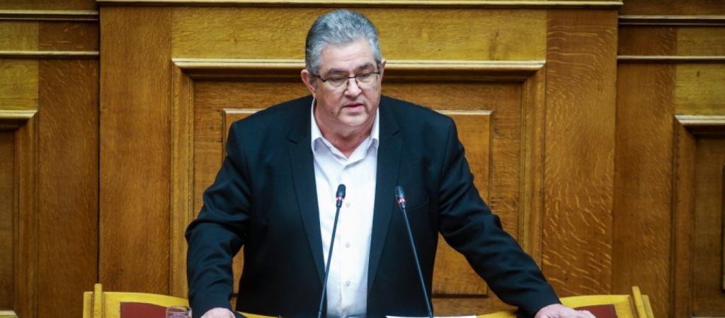 ΚΚΕ: «Η κυβέρνηση στοχοποιεί τους γιατρούς για να κρύψει ότι το ΕΣΥ παραμένει αθωράκιστο»