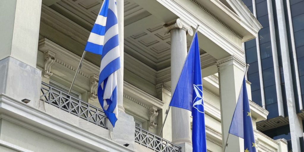 Το ΥΠΕΞ θέλει επαναλειτουργία της Πρεσβείας στην Τρίπολη και άνοιγμα προξενείου στη Βεγγάζη