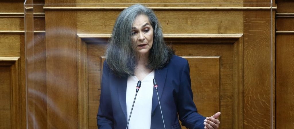 ΜέΡΑ 25: «Αστυνομικές δυνάμεις προπηλάκισαν άγρια την αντιπρόεδρο της Βουλής Σοφία Σακοράφα»