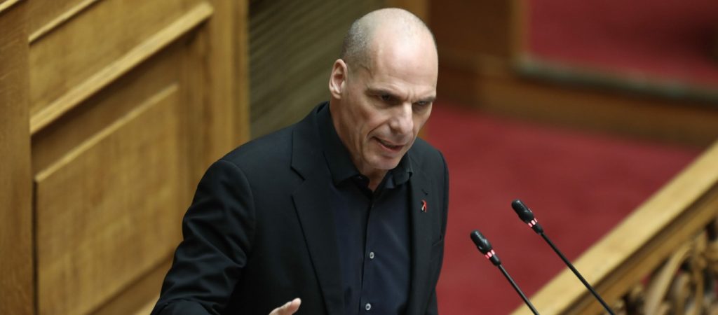 Ερώτηση Γ.Βαρουφάκη προς Μ.Χρυσοχοΐδη: «Συμφωνείτε στην άρση των κατηγοριών κατά πολιτών για το Πολυτεχνείο;»