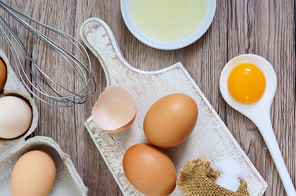 Αυγά και χοληστερίνη: Τι ισχύει και πόσα μπορείτε να τρώτε την ημέρα;