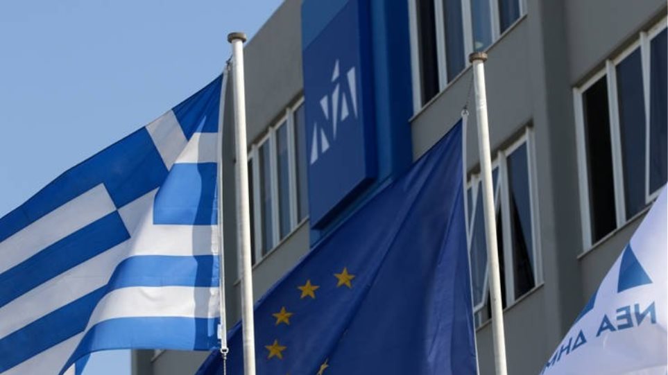 Εκπρόσωπος τύπου της ΝΔ για την επίθεση στον ΣΚΑΪ: «Εχθροί της Δημοκρατίας όσοι διαπράττουν τέτοιες πράξεις»