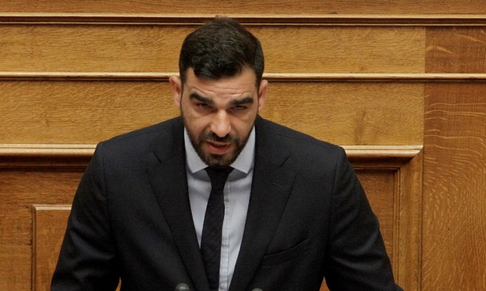 Ο Πέτρος Κωνσταντινέας ξεφούρνισε λαγάνες – Η ανάρτηση που έκανε (φωτο)