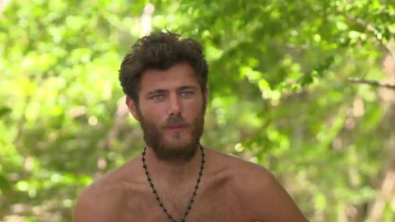 Survivor: Η επική τούμπα του Νίκου Μπάρτζη και τα σχόλια στο Twitter – «Πρώτη μέρα με τα μπαρ ανοιχτά» (βίντεο)