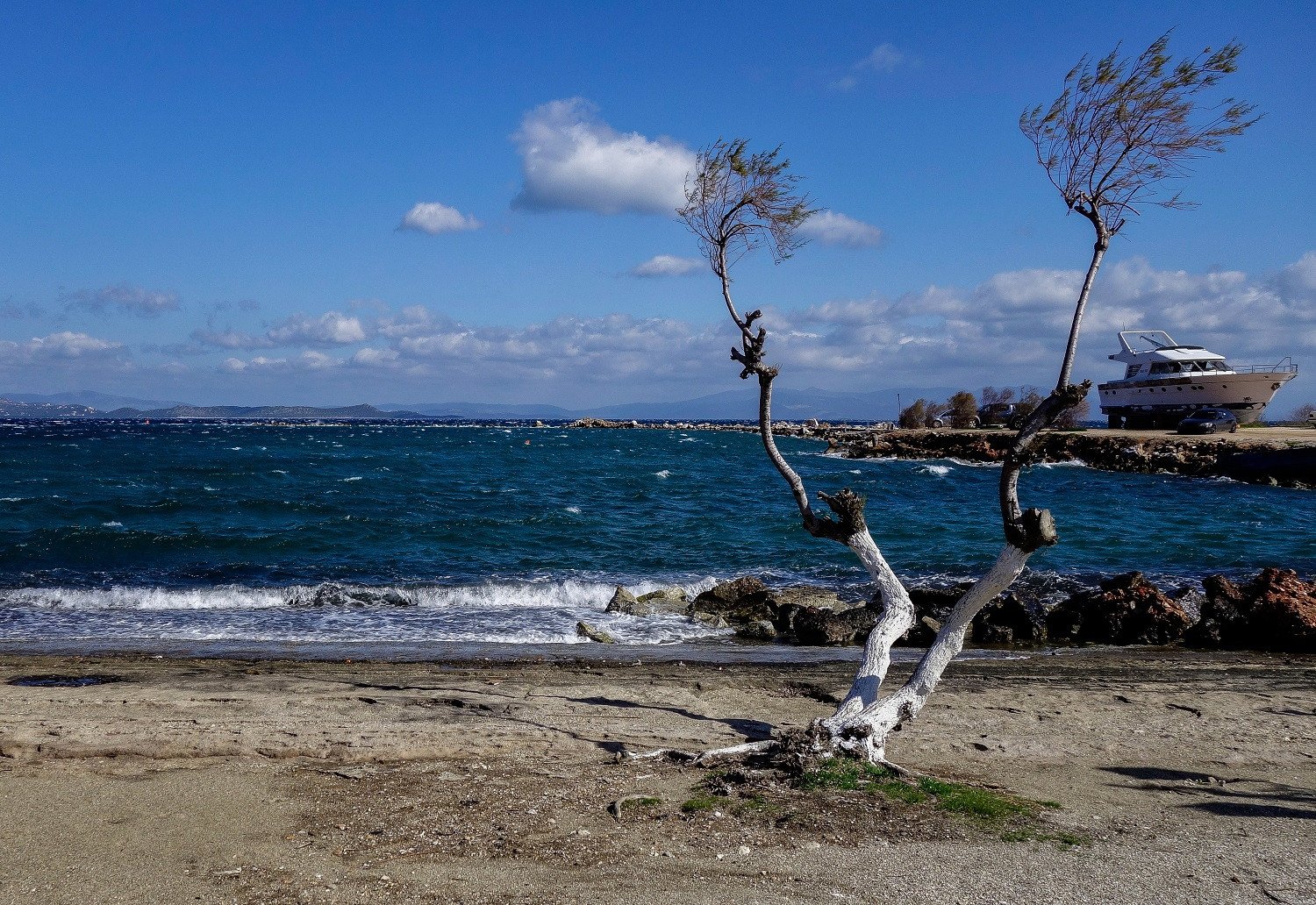 Αίθριος ο καιρός αύριο – Στους 17 βαθμούς ο υδράργυρος στην Αττική