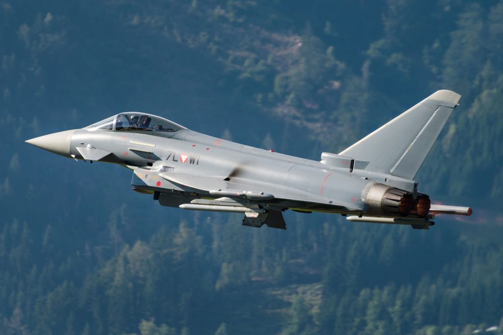 Το Eurofighter Typhoon προσφέρει η ΒΑΕ στην Φινλανδία