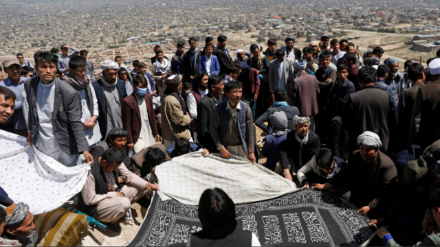 Αφγανιστάν: Σε εφαρμογή από σήμερα η τριήμερη εκεχειρία που έχουν κηρύξει οι Ταλιμπάν